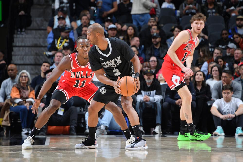 交媒体上 交媒体上